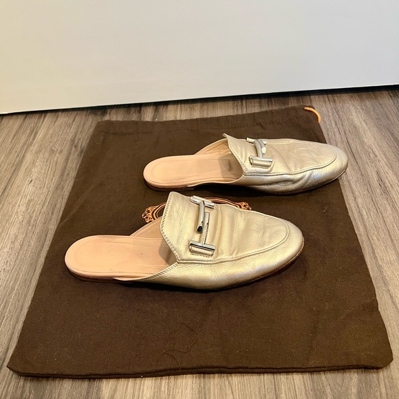 Tod’s Mules, Size 6.5 - Picture 3 of 4